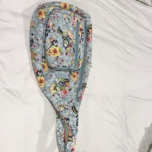 Vera Bradley Sling Backpack Medium — Floating Garden Pattern